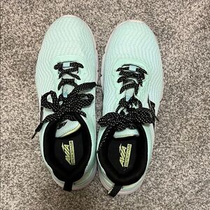 Avia Women's Light Green Athletic Shoes